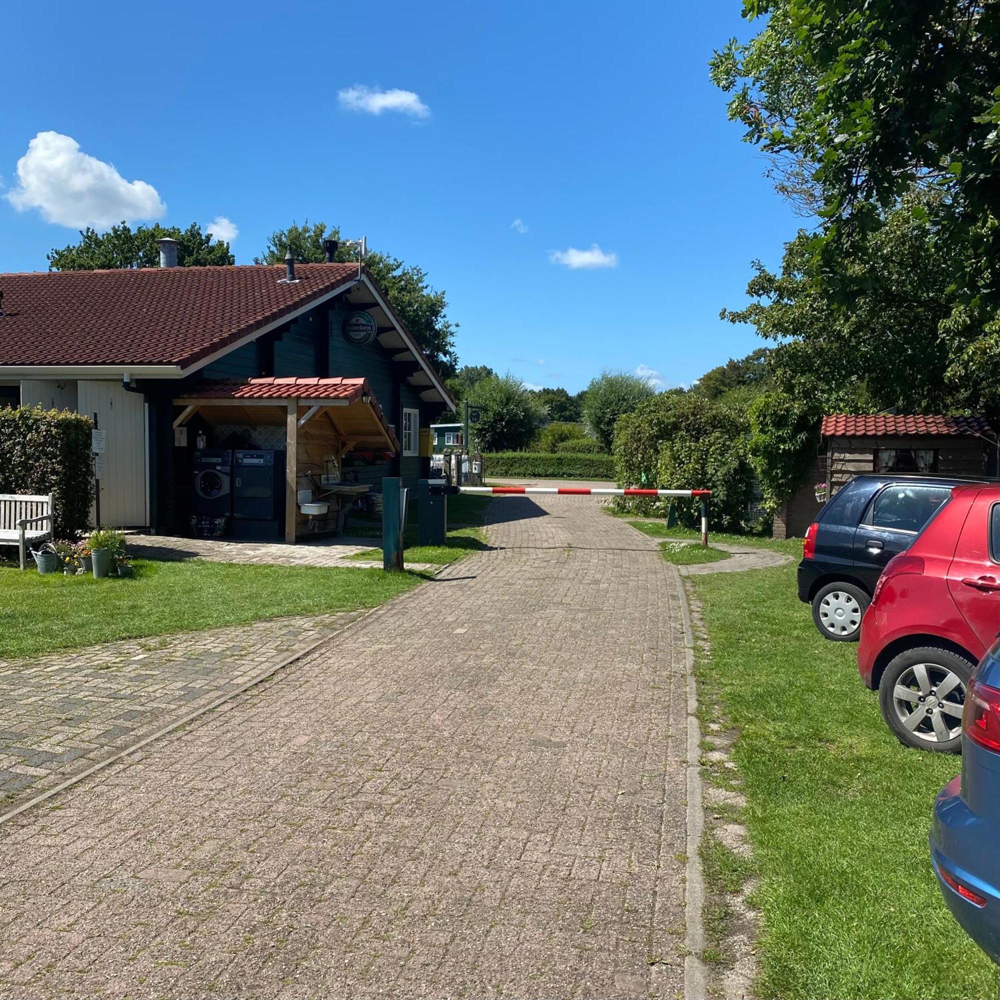 Shepherds Hut Oostvoorne Extérieur photo