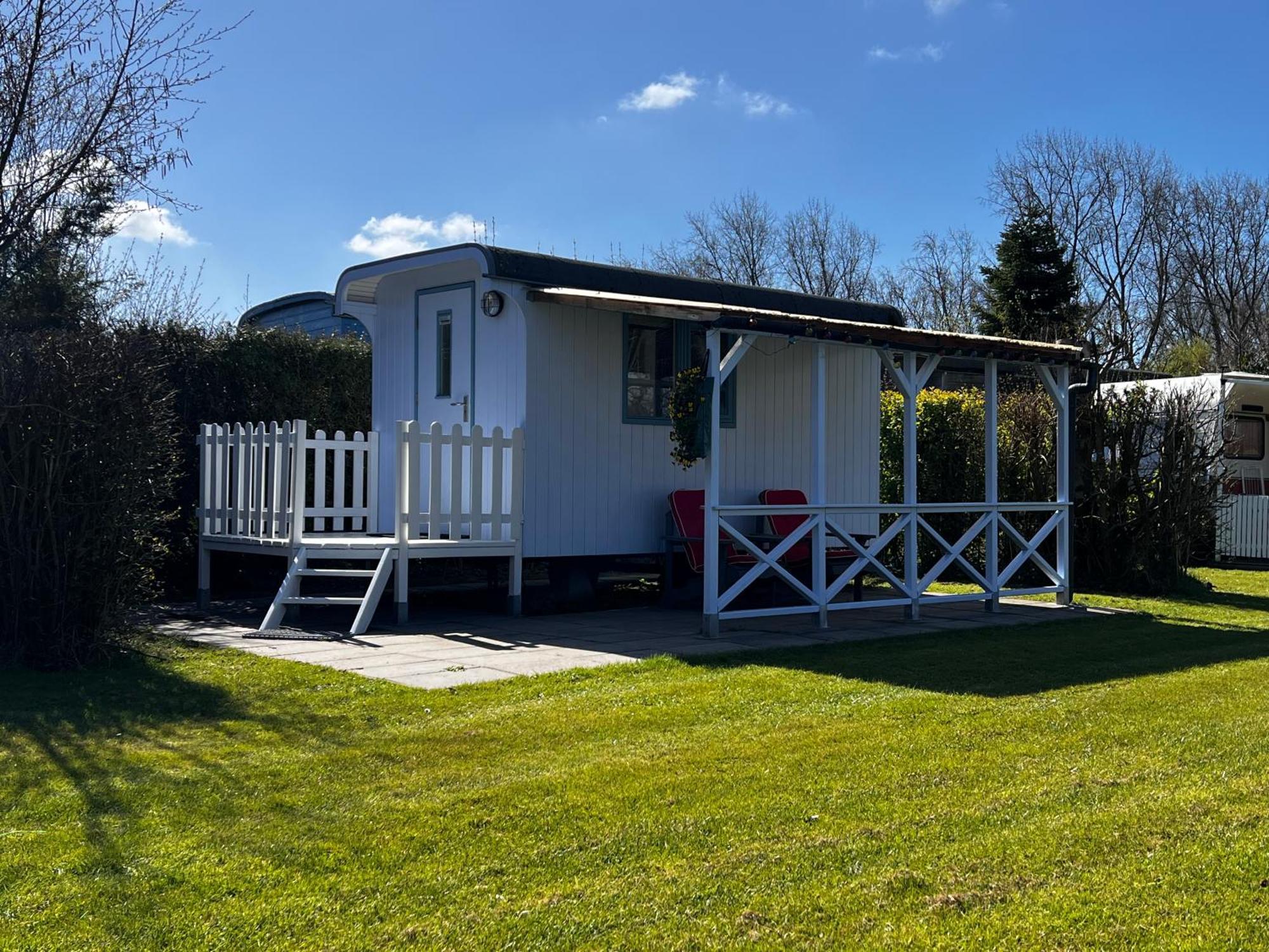 Shepherds Hut Oostvoorne Extérieur photo